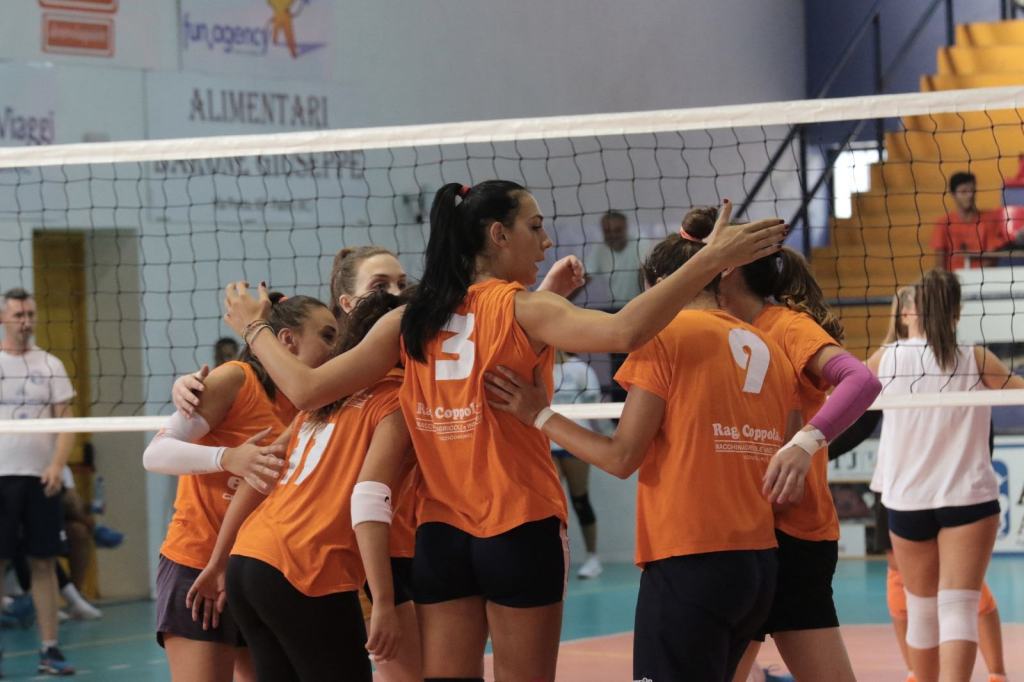 Volley – Expert Palmi a testa alta contro Pizzo. Lieve infortunio per la Buonfiglio
