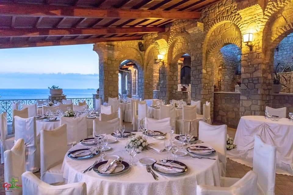 Sala Ricevimenti Leucopetra, relax, natura e un panorama straordinario. Al via la stagione invernale