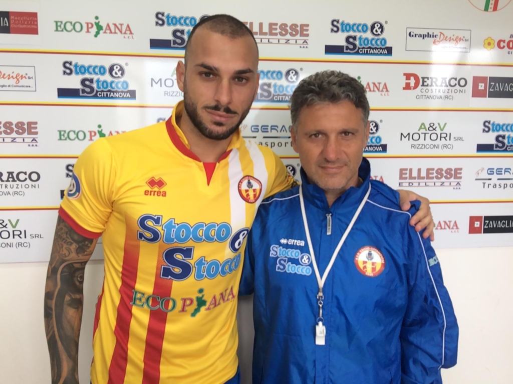 Calcio serie D – Franceschini per l’imbattibilità, il Locri per stare vicino al Bari