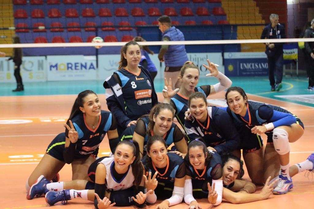 Volley – L’Expert Ekuba Palmi supera Modica al tie break con una bella prestazione