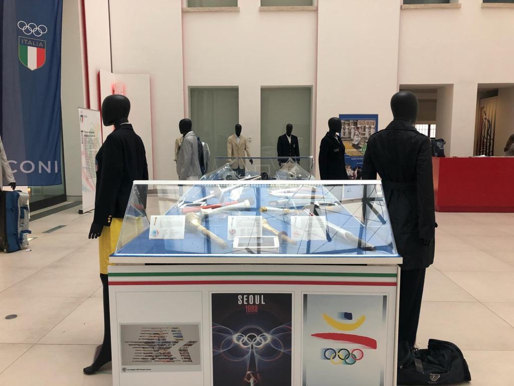 Le fiaccole olimpiche in mostra al MArRC – FOTO