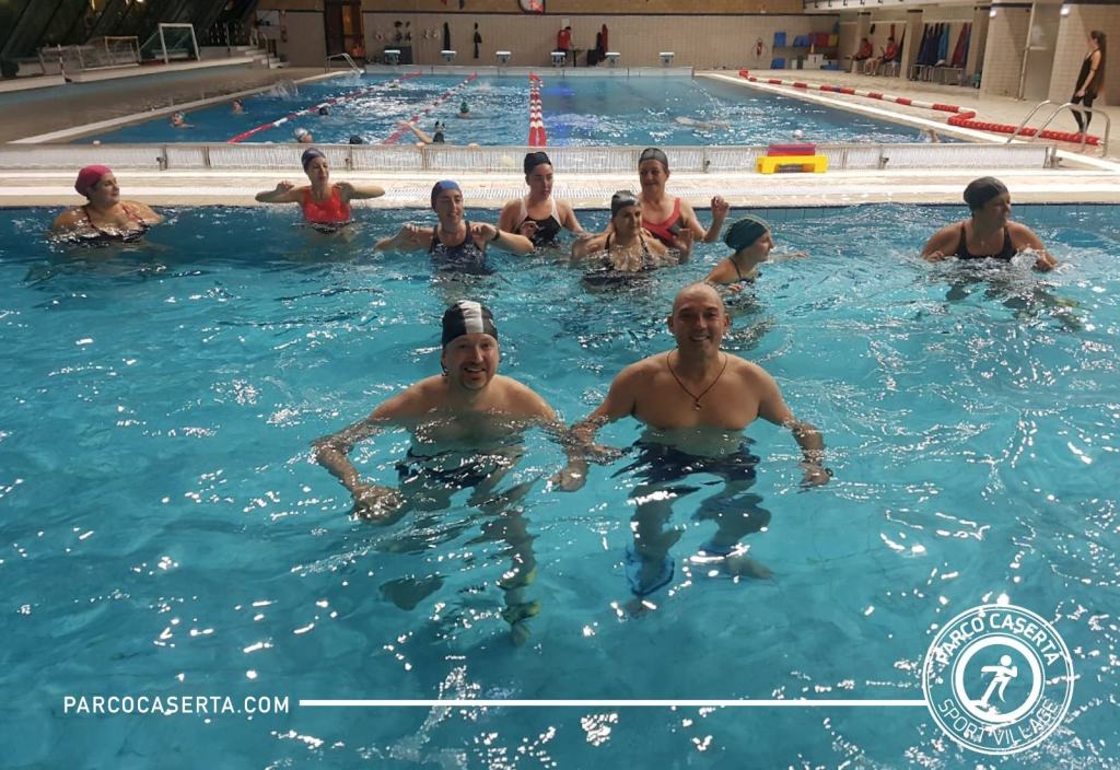 #StoriedelParco, quando l’acqua-fitness è adatta a tutti. Al Parco Caserta il militare Andrea ‘sfida’ le donne dell’aquarunning