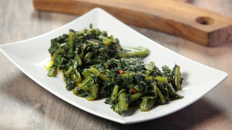 Cicoria alla calabrese: la ricetta e come preparala