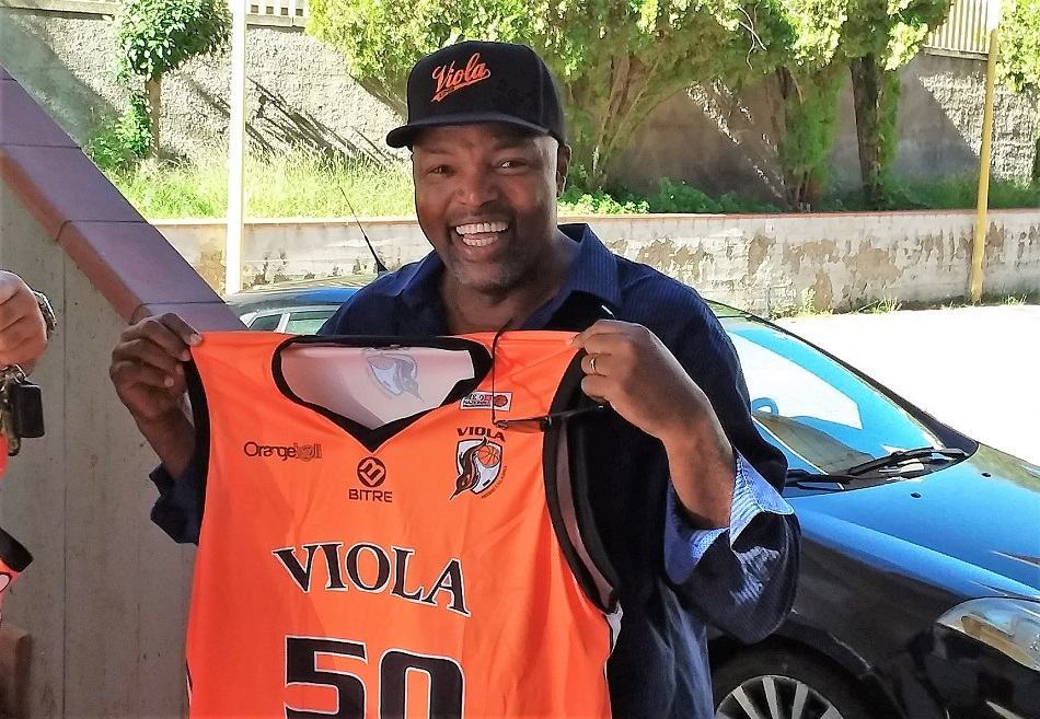 L’ex Viola J.J. Eubanks a Reggio: “Siete e dovete continuare ad essere leggendari”