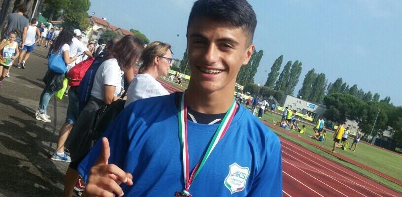 Premio “Una vita per l’AICS” a due reggini