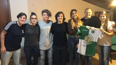 Parte della Royal con la nutrizionista Azzurra Ferraiuolo (a dx del pres. Mazzocca)