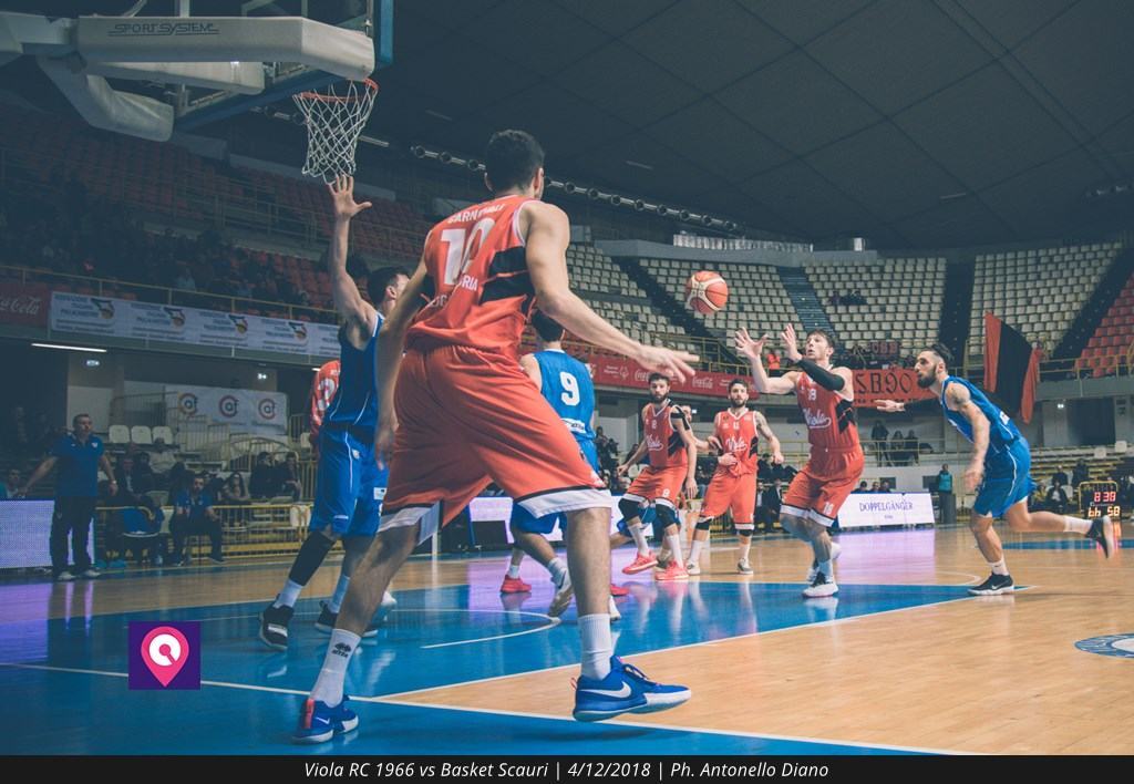 Basket – Per la Viola arriva l’undicesima vittoria. La classifica