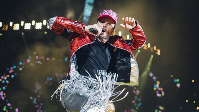 Jovanotti in provincia di Reggio Calabria con il suo tour “Beach Party”