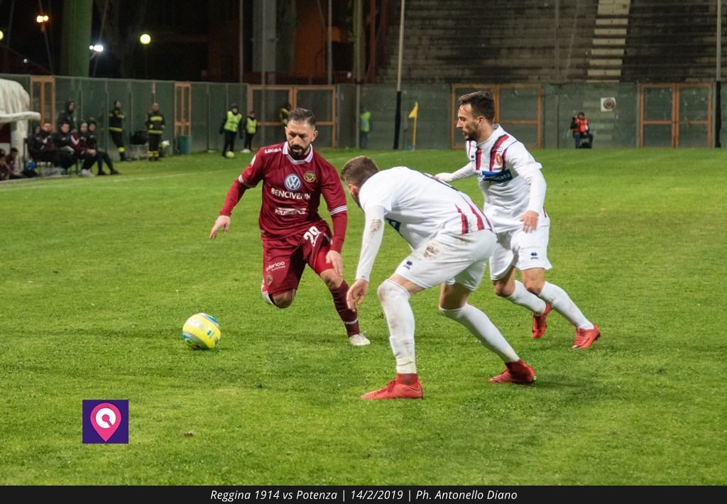 Reggina, un altro big pronto a salutare? I tifosi si dividono