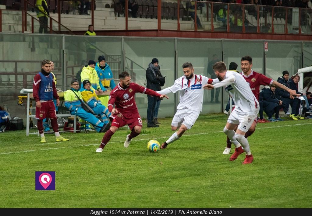 Reggina, i convocati di Drago. Viola ancora out, torna Confente