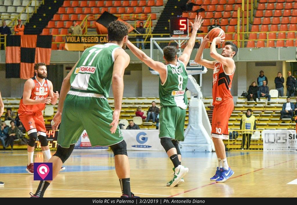 Basket – Viola-Roma, match posticipato per indisponibilità del PalaCalafiore