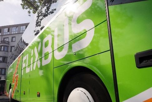 FlixBus, sconti esclusivi per chi parte in autobus da Reggio e provincia