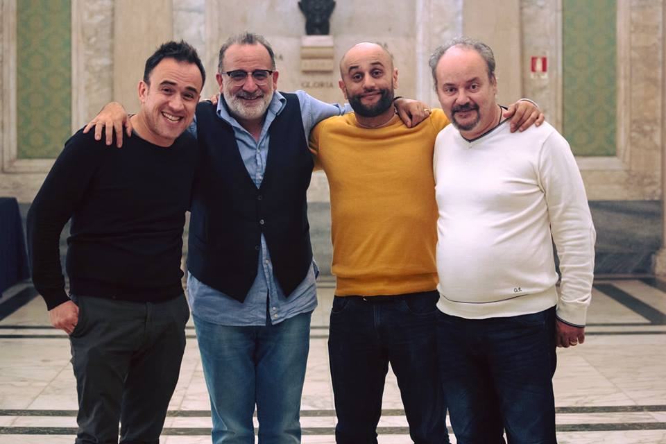 Prima nazionale di “Se stiamo insieme ci sarà un perchè” al Cilea con Piromalli, Malaspina e Gennaro Calabrese