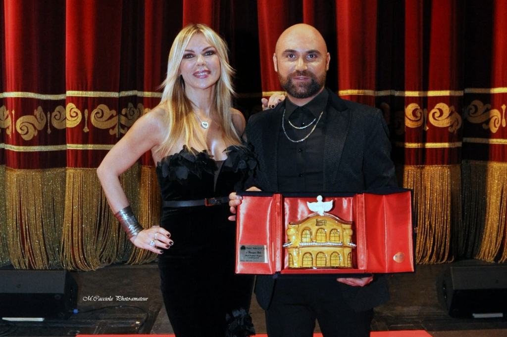 Il designer calabrese Giuseppe Fata riceve il prestigioso “Premio Bellini”