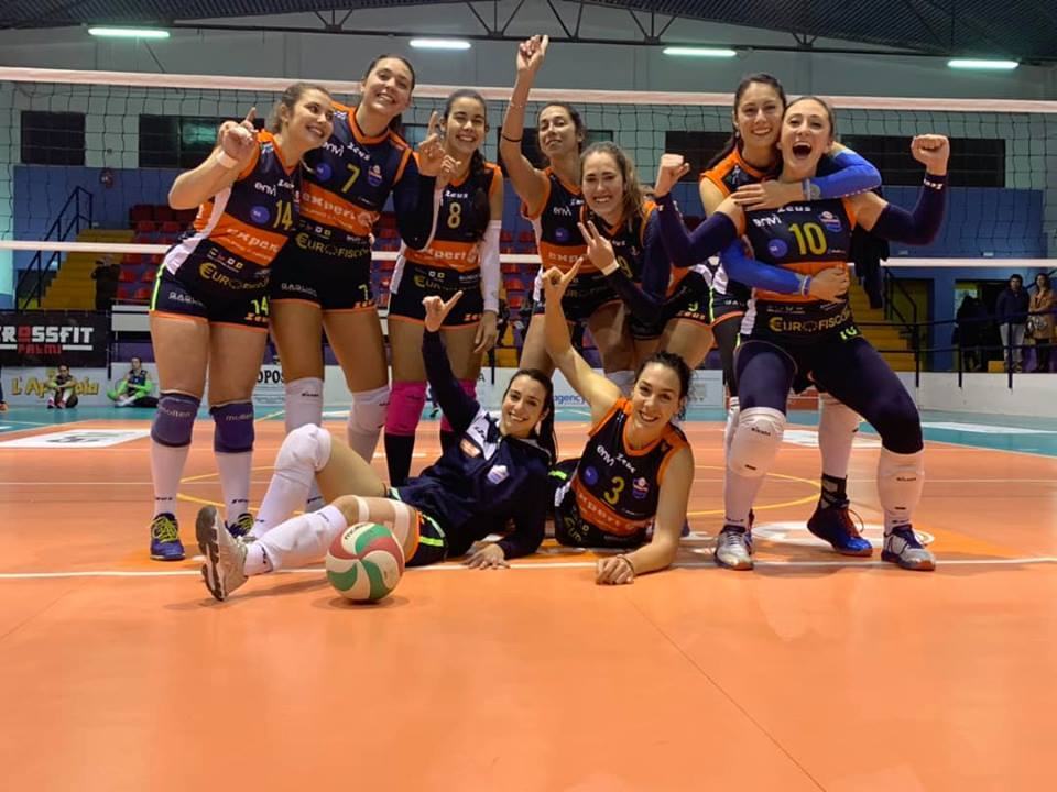 Volley – In totale emergenza, l’Expert Ekuba Palmi torna alla vittoria