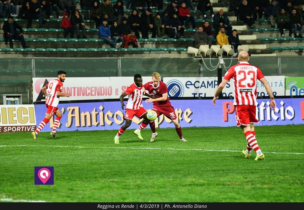 Reggina, tutto su Laverone, anche perchè Zambelli…