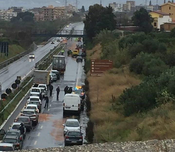 Maltempo in Calabria, Anas comunica limitazioni al transito veicolare sull’A2