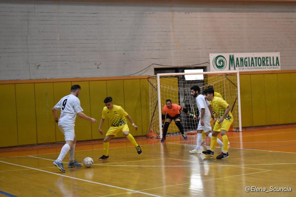 Calcio a 5 – La Pol. Futura cede in casa dell’Ispica. Giornata no
