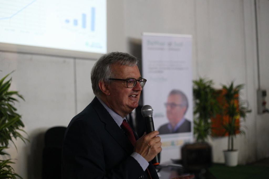 Expo Favuriti a Gioia Tauro, De Masi: ‘Abbiamo il dovere di agire per i nostri figli’