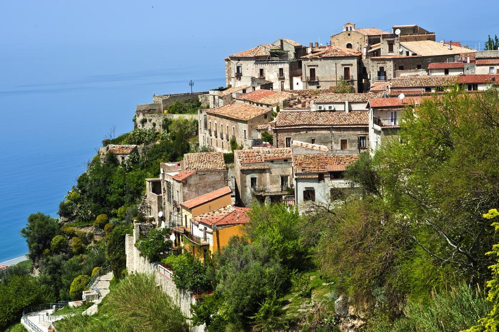 Assemblea “Borghi più belli d’Italia”, in Calabria si parla di promozione culturale e rilancio turistico