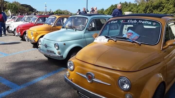 Raduno delle Fiat 500 a Reggio Calabria, Polimeni: “Una risorsa per il nostro territorio” – FOTO