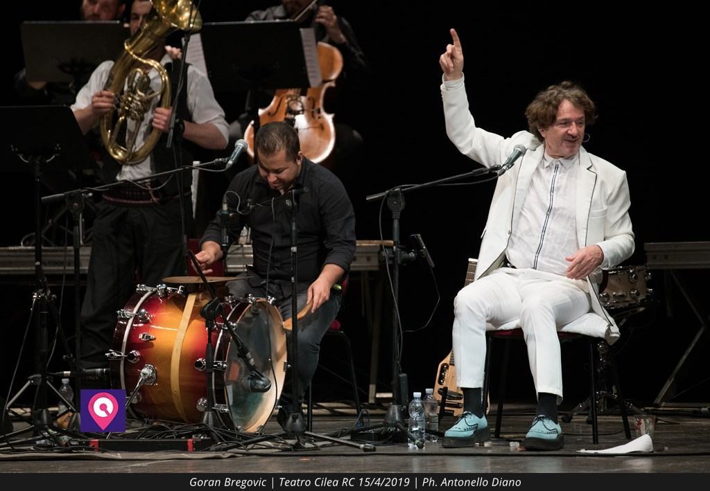 Lettere di pace da Reggio Calabria. Goran Bregovic illumina il Cilea