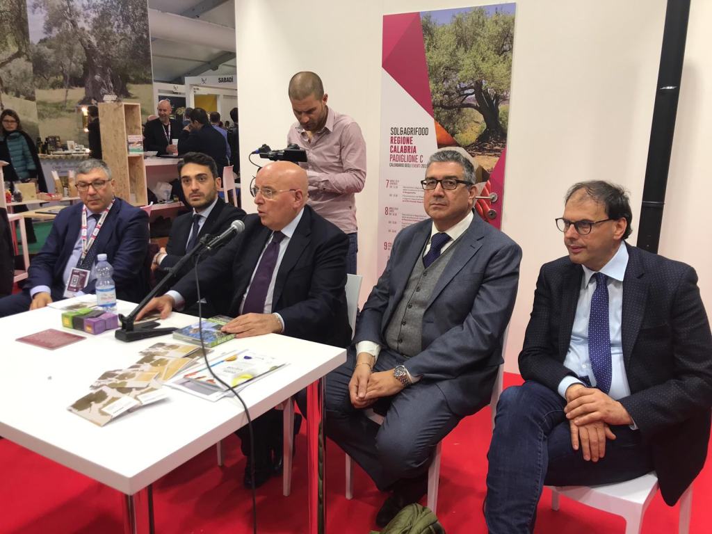 Vinitaly 2019, Oliverio promuove le eccellenze calabresi