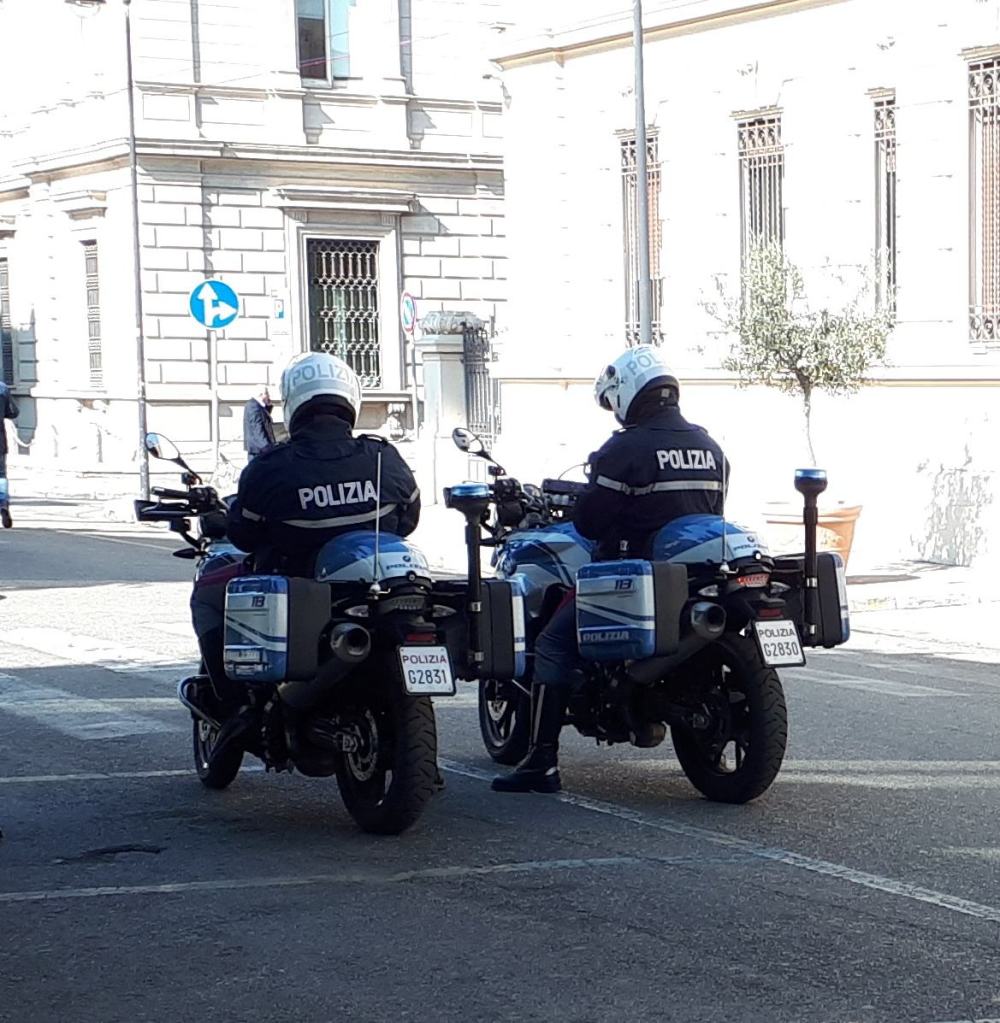 Volanti moto polizia Reggio Calabria