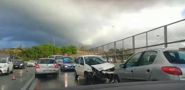 Reggio Calabria, incidente stradale causato dalla pioggia