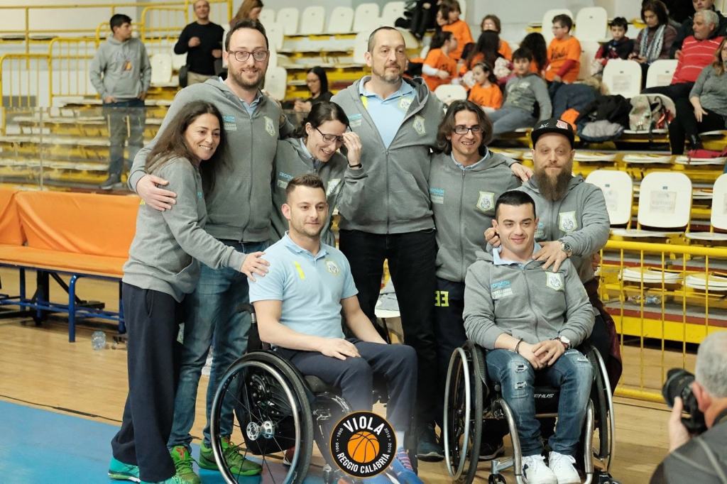 Reggio BIC premiata dal Comitato Paralimpico durante il match della Viola Basket
