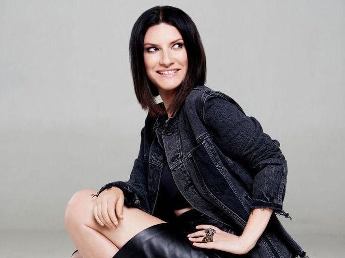 Laura Pausini raddoppia: aggiunta seconda data a Messina