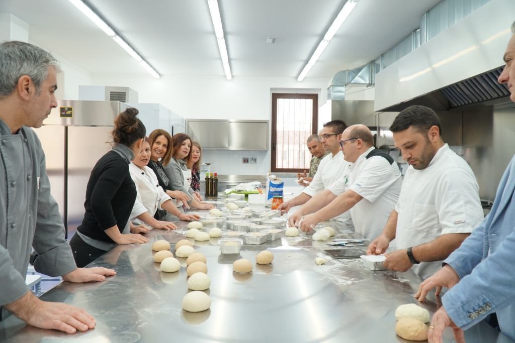 Cittanova, si conclude il “Corso per pizzaioli della salute”