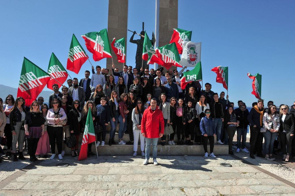 Reggio Calabria, 100 giovani aderiscono a Forza Italia