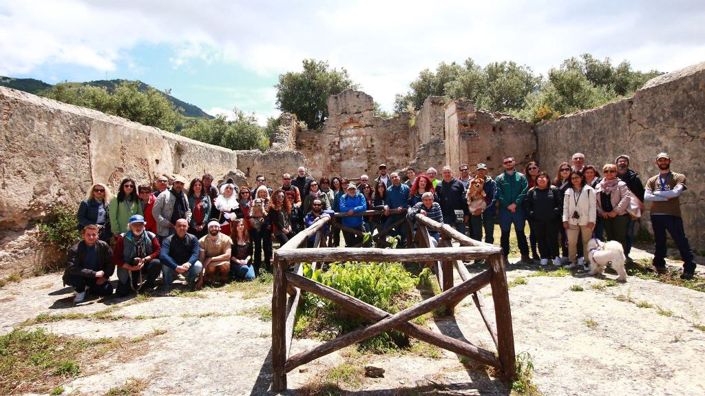 La via dei borghi attraversa la nobile città di Sant’Agata di Reggio