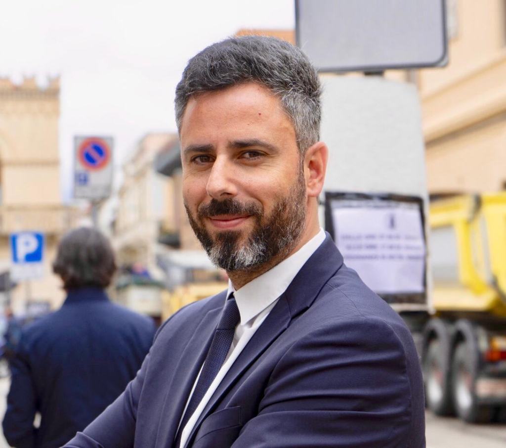 Licenziamento Fotia, anche Neri si schiera: “Vicenda spiacevole, ha la mia solidarietà”