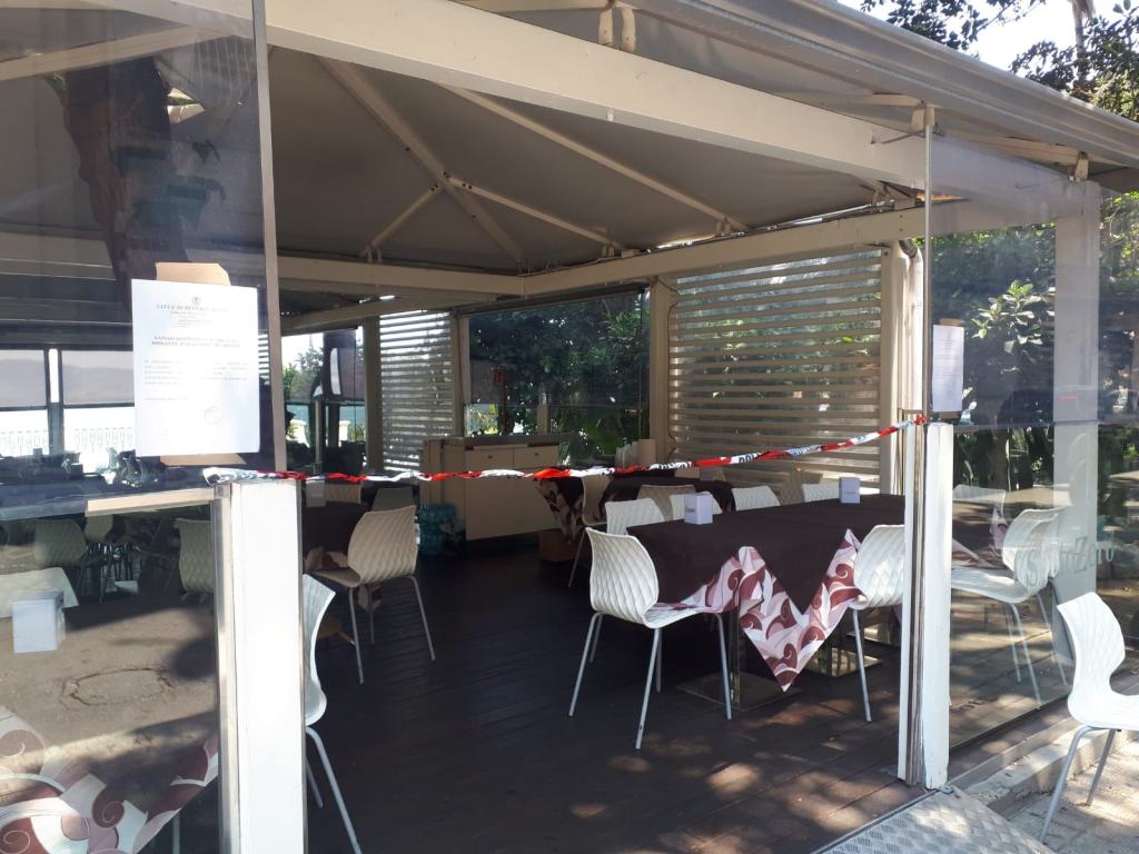 Sigilli ai gazebo: Falcomatà infuriato, vertice in corso 