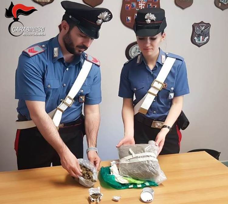 Villa S.G., uomo arrestato per possesso di stupefacenti