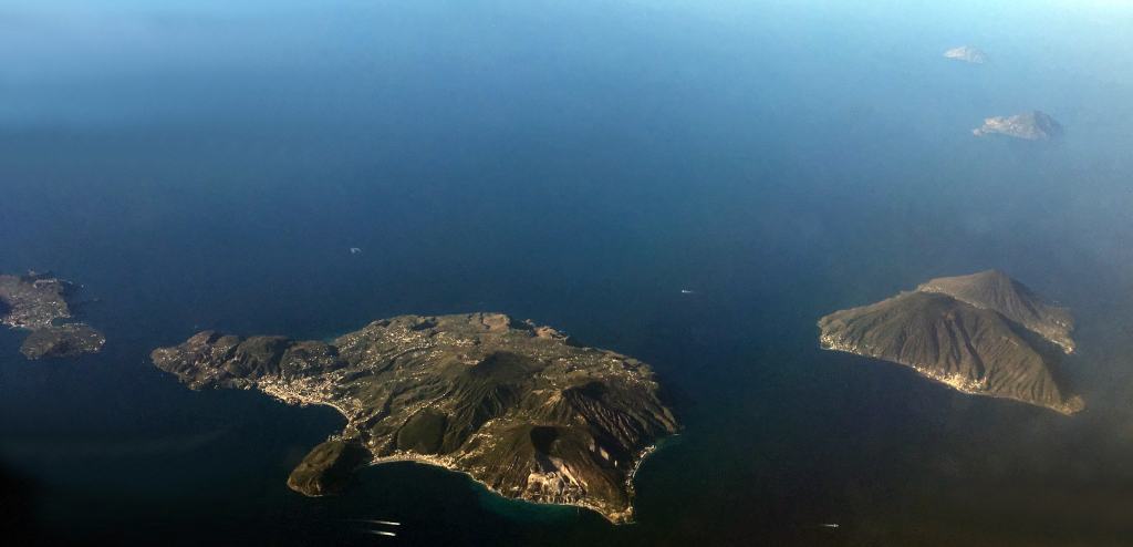 Reggio, potenziati i servizi di collegamento con le Isole Eolie