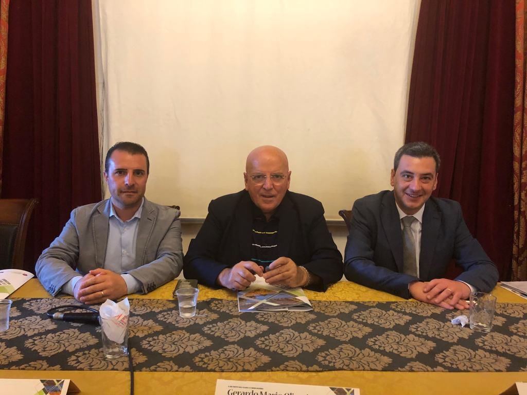 Strada Sant’Eufemia d’Aspromonte: Creazzo e Oliverio firmano Convenzione