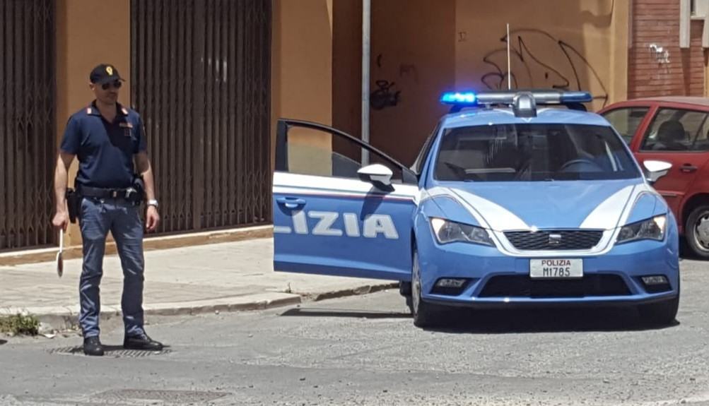 Reggio, rinvenuta pistola abbandonata in Via Reggio Campi