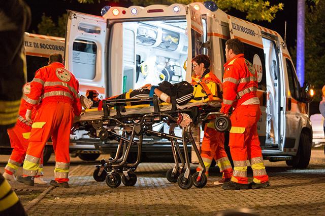 Lungomare di Reggio, auto pirata investe pedone. Ricoverato in gravi condizioni