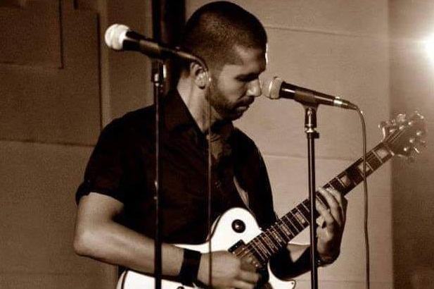 ‘Amusa’, esce il primo album del cantautore reggino Maurizio Caristo: “Un omaggio alla mia terra”