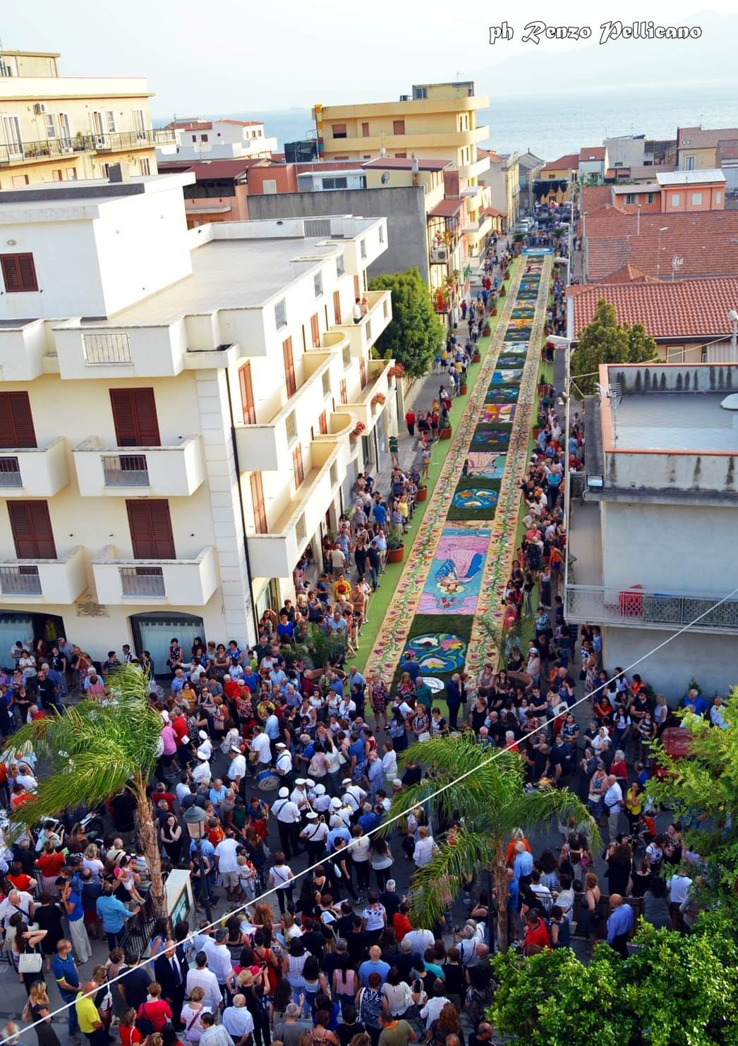 Infiorata Gallico Marina Ph Renzo Pellicano