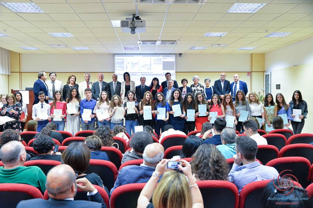 All’Ordine dei Medici la consegna delle borse di studio agli studenti del liceo Vinci