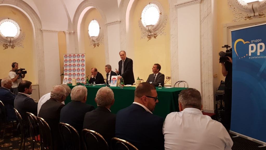 Reggio, Assemblea Nazionale Udc, Lemma: ‘Sta rinascendo un grande partito’