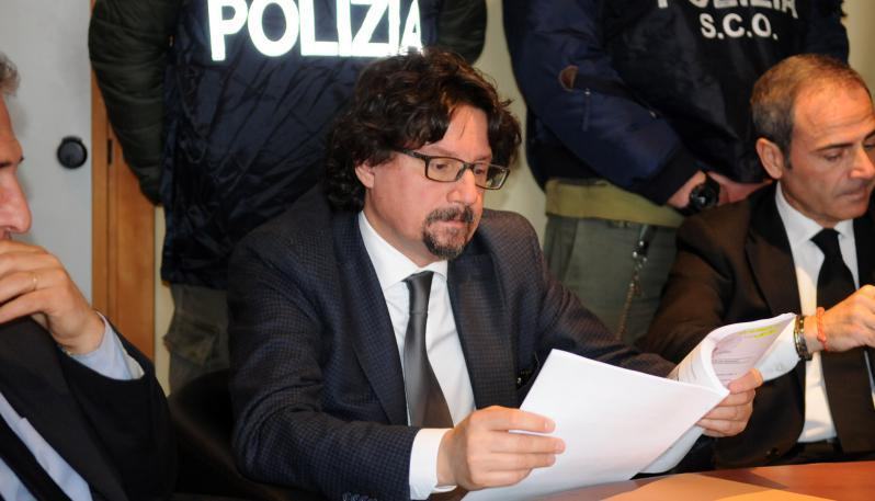 Reggio, operazione Sbarre. Bombardieri: ‘Ragazzini picchiati e minacciati con pistole’