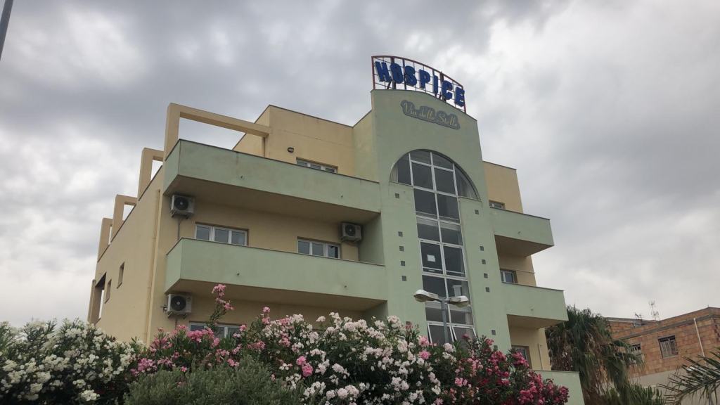 Hospice, tutto tace. Trapani: “In attesa delle risposte dell’Asp, scendiamo in piazza”