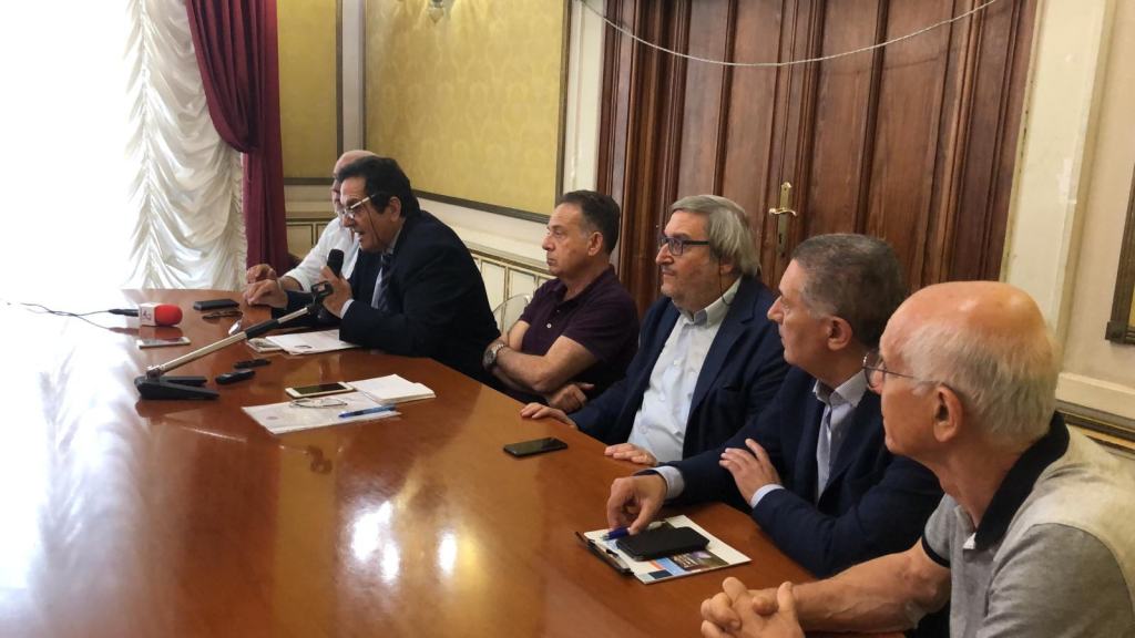 Caso Hospice, Bova e Misefari: “La struttura deve continuare a lavorare”