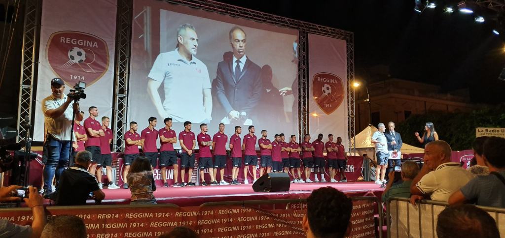Reggina, segnali d’addio: in tre assenti alla presentazione