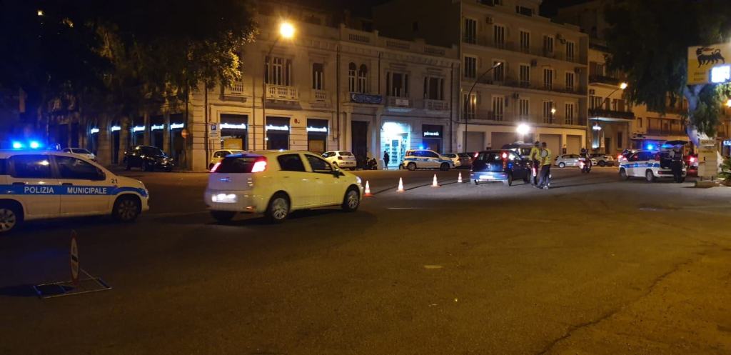 Reggio, nella notte maxi controlli in città. Test stupefacenti: uomo risultato positivo